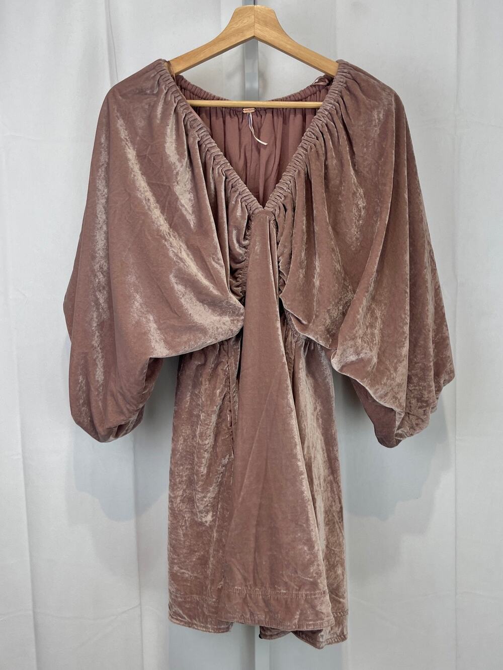 FREE PEOPLE Portia Velvet Mini Dress V Neck Balloon 3/4 Sleeve Dusty Pink Size S